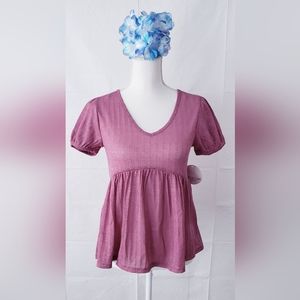 FULL CIRCLE TRENDS Lace Pleplum Top